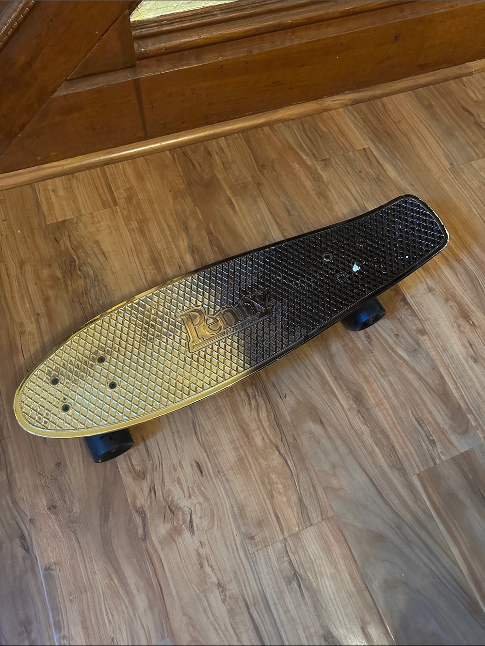 Penny Australia-Cruiser Skateboard - Black and Gold